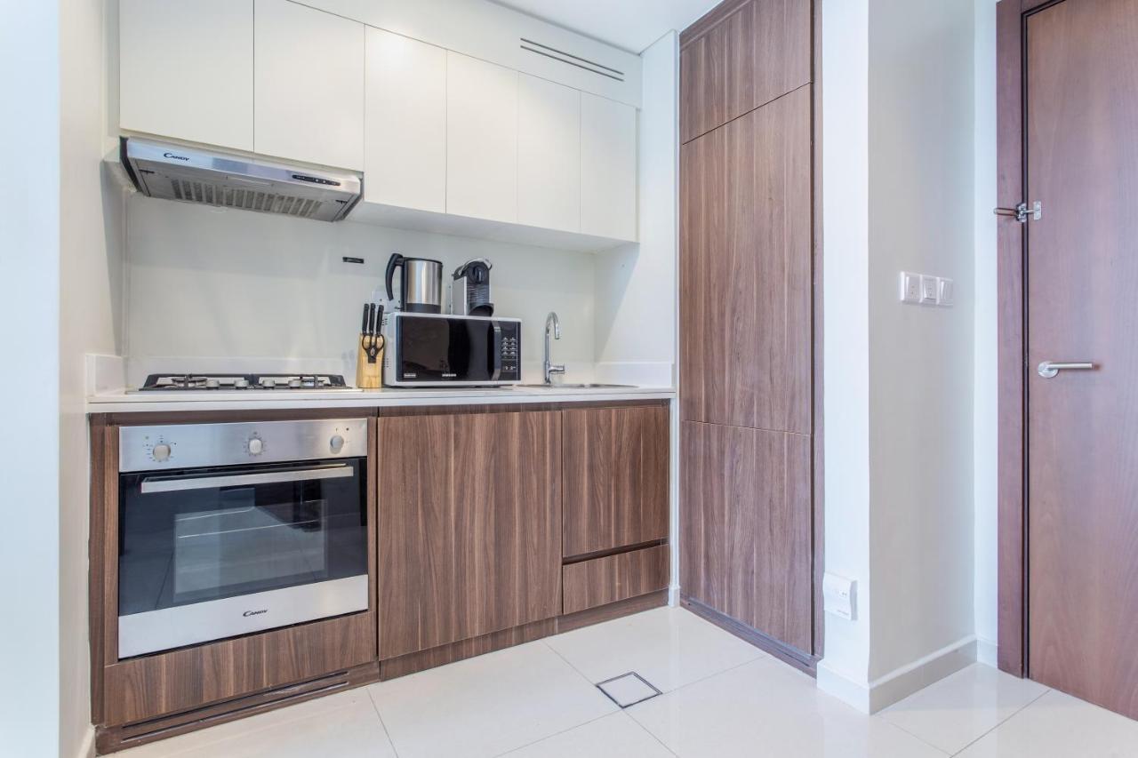 Reva Residences - One Bedroom Apartment By The S Holiday Homes Дубай Экстерьер фото